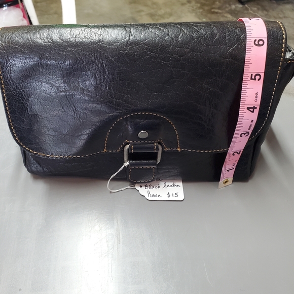 Black Leather Crossbody Purse 👛 - Picture 16 of 16